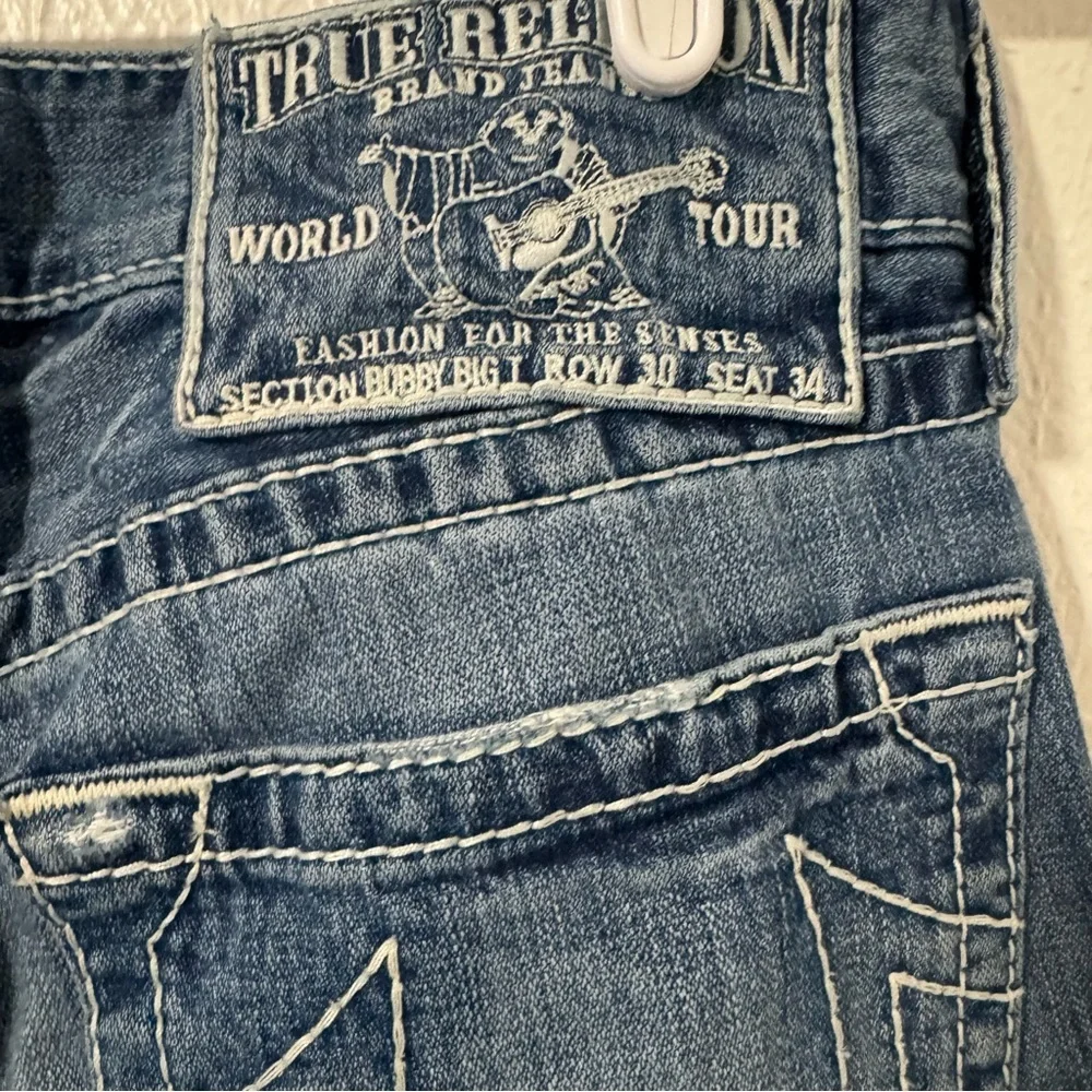 True Religion Joey Big T World Tour Vintage Men's Size 30 Distressed Jeans EUC